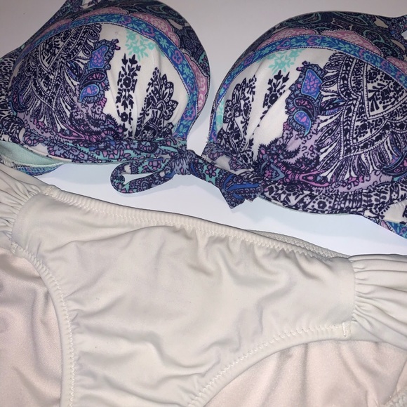 VS Swim Suit - Picture 2 of 5